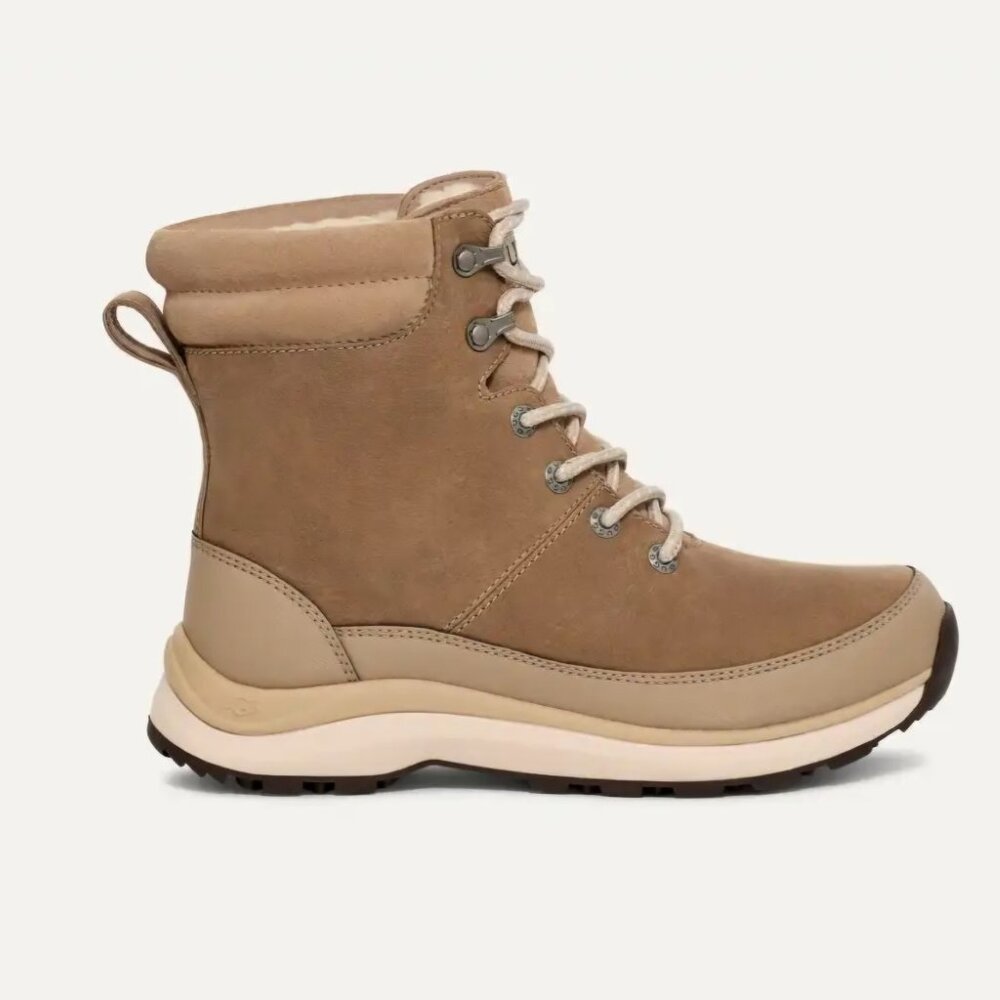 UGG W ZAYDIE BOOTS